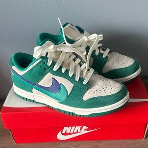 Nike Dunk Low SE 85 Neptune Green